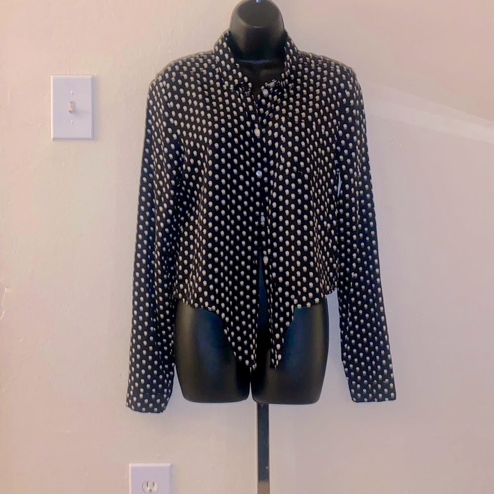 H&M black n white polka dot shirt